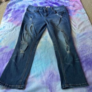 SO distressed Capris